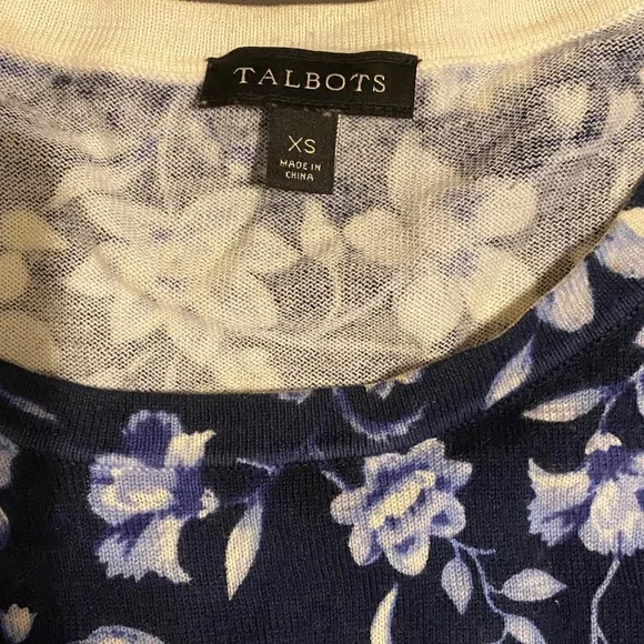 Talbots Floral Navy Blue Women's Top - Picture 4 of 6